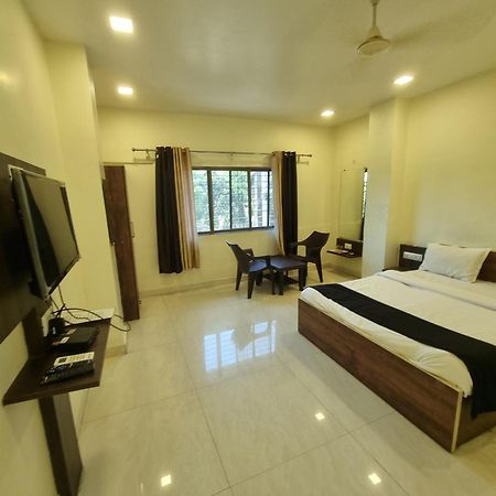 The Living Space Lonavla Exterior foto