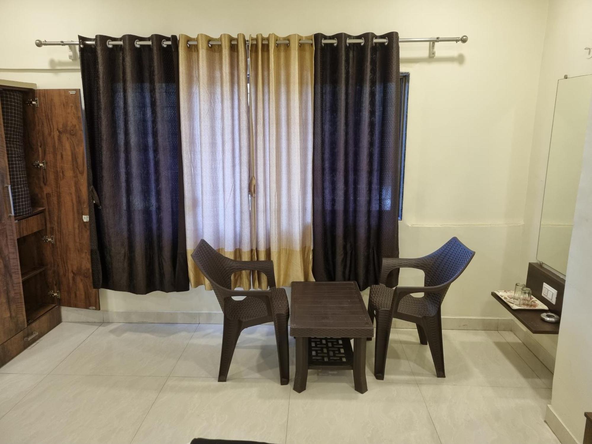 The Living Space Lonavla Exterior foto