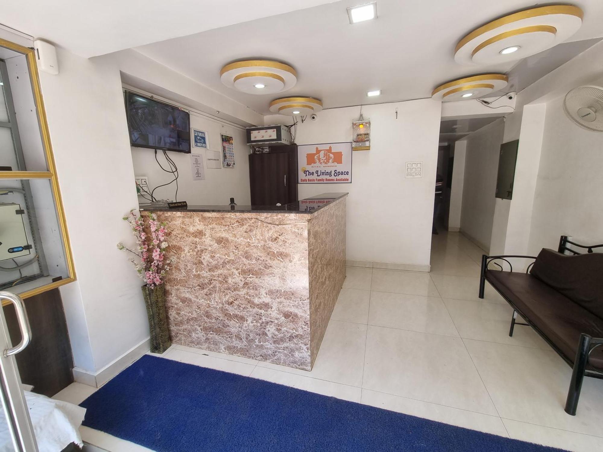 The Living Space Lonavla Exterior foto